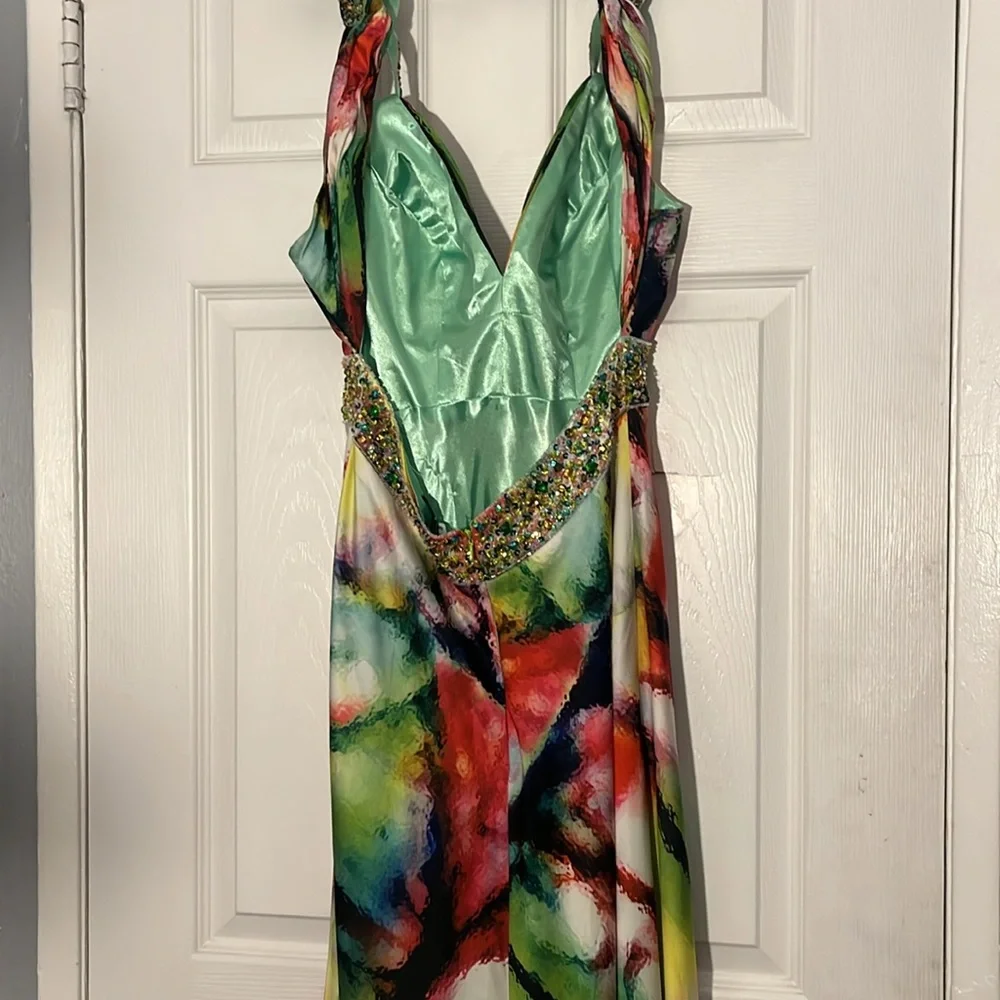 Camille La Vie Green and Pink Embellished Plunge Neck Prom Dress - Picture 3 of 7